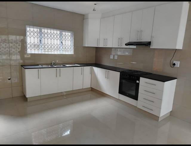 3 BEDROOM APARTMENT FOR SALE IN FOREST HAVEN